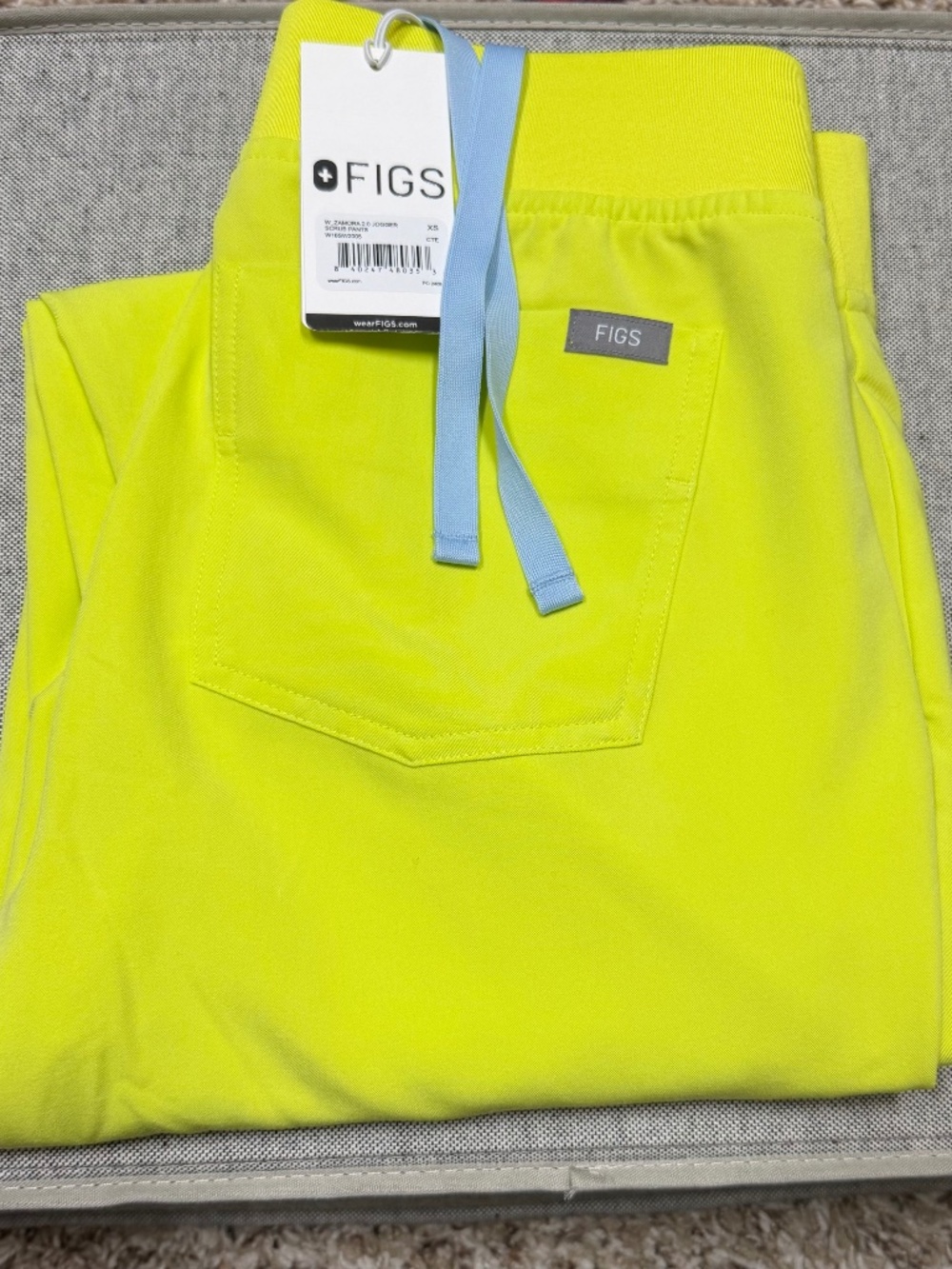 FIGS Citrine Zamora, Jogger Scrub Pants, XS - Picture 2 of 3